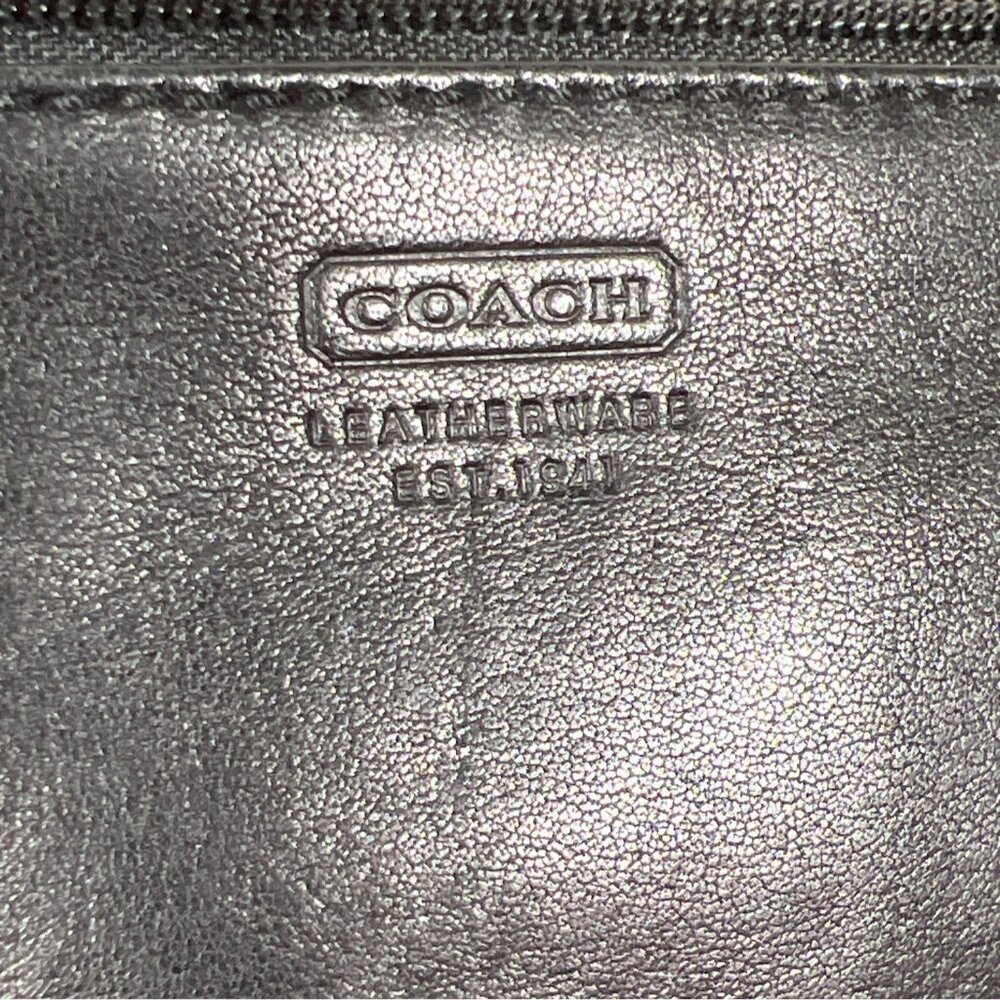 VINTAGE COACH Leather Wristlet in Black OS EUC - Picture 2 of 4